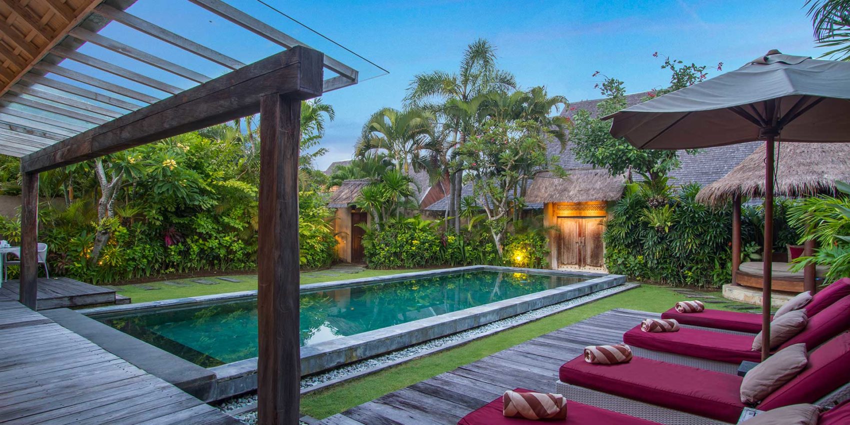Space Villas Bali Sunbeds